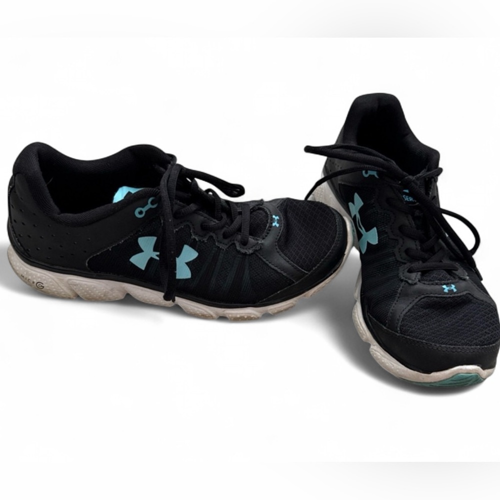 Under Armour Black Athletic Shoes Low-Top Design size 9.5 Assert 6 running